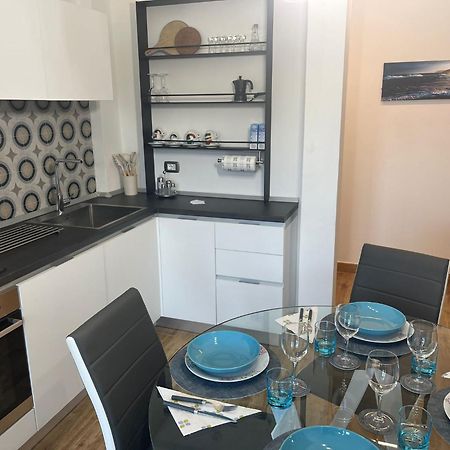 Appartamento Lombardo'S Family - Free Private Parking 700M From The Station! La Spezia Esterno foto
